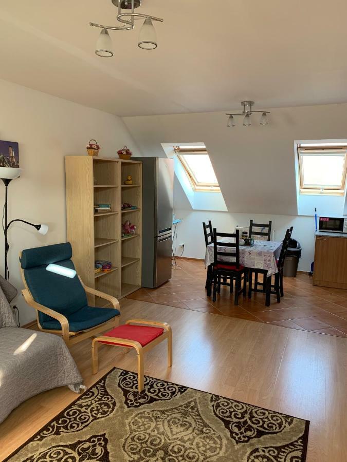 Apartment Pozsonyfehéregyház Kültér fotó