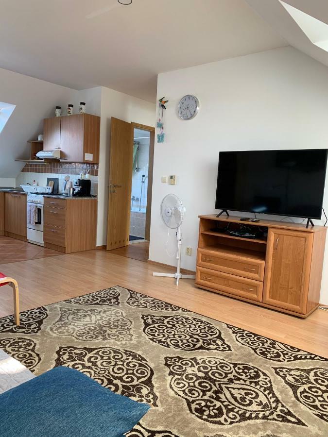 Apartment Pozsonyfehéregyház Kültér fotó